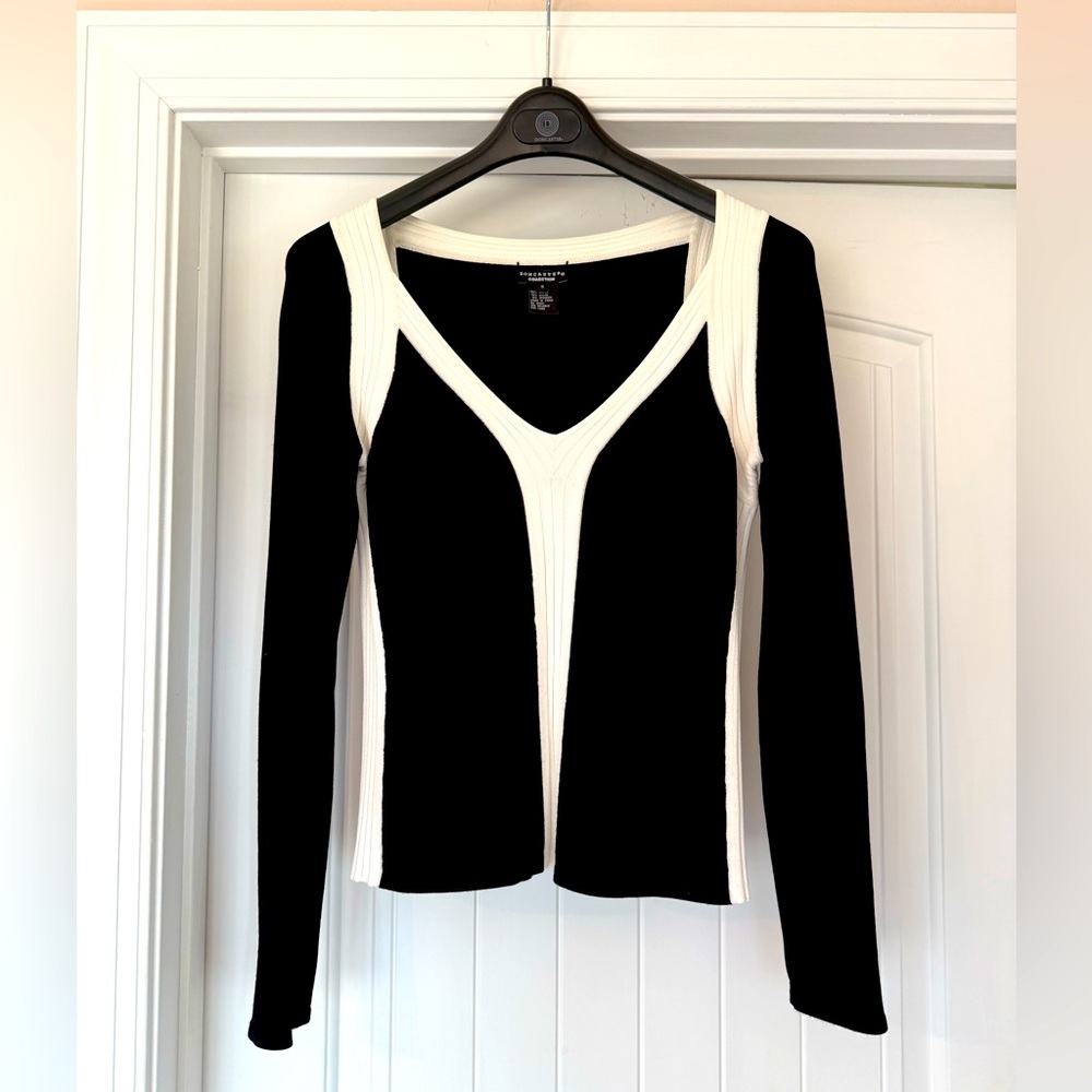 Women’s sweater EUC Women’s size S